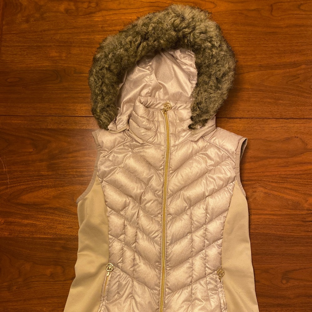 Michael Kors Lightweight Puffer Vest